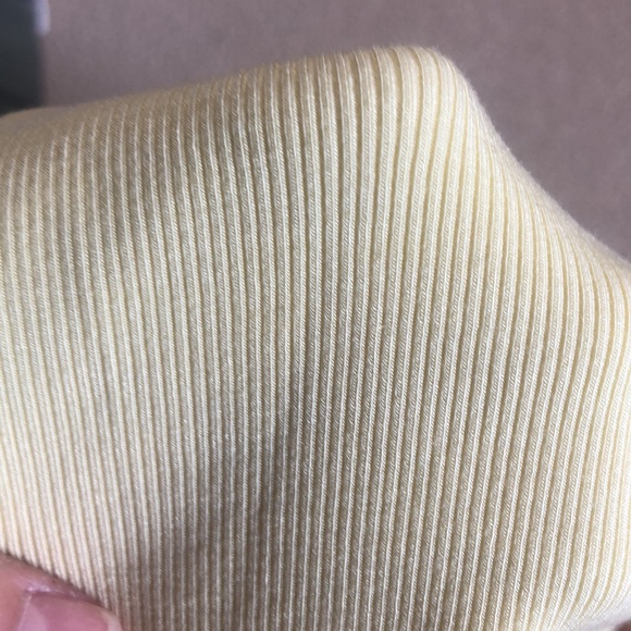 Ribbed yellow Wilfred shirt - Picture 3 of 3